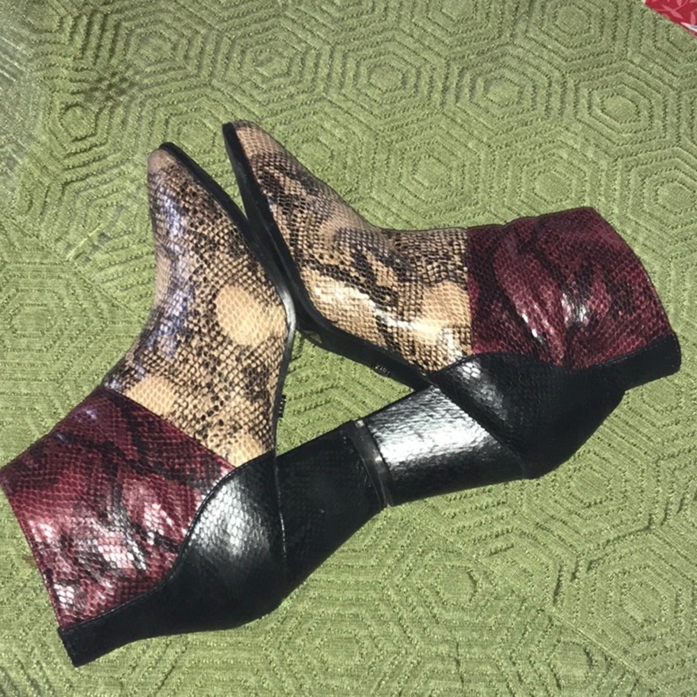 Daisy Street women's booties size 8-8.5 used.